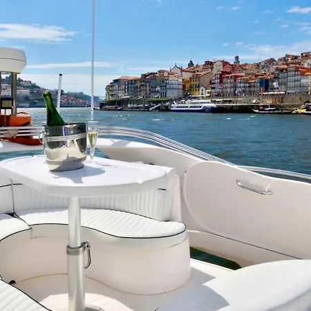 Yacht - Douro Charter Bed & Breakfast