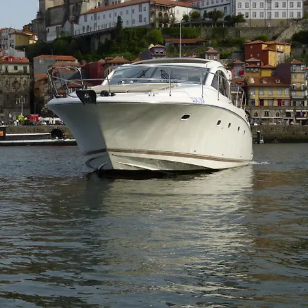 Yacht - Douro Charter 3* Porto