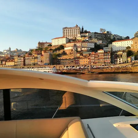 Yacht - Douro Charter Porto