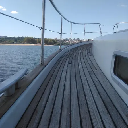 Bed & Breakfast Yacht - Douro Charter Porto