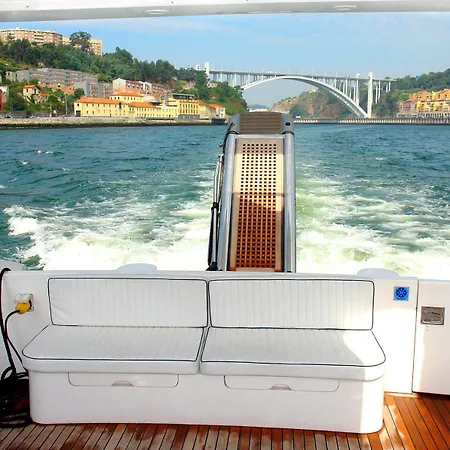 Yacht - Douro Charter