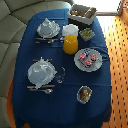 Yacht - Douro Charter