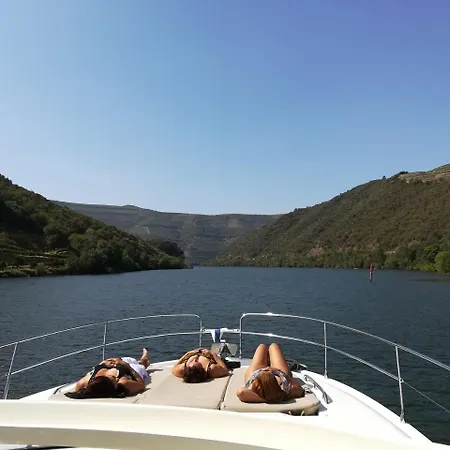 Yacht - Douro Charter Отель типа 