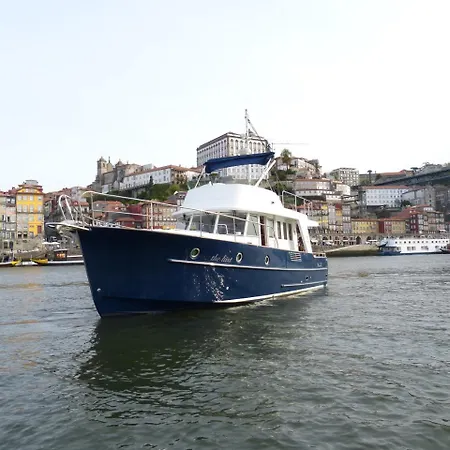 Yacht - Douro Charter